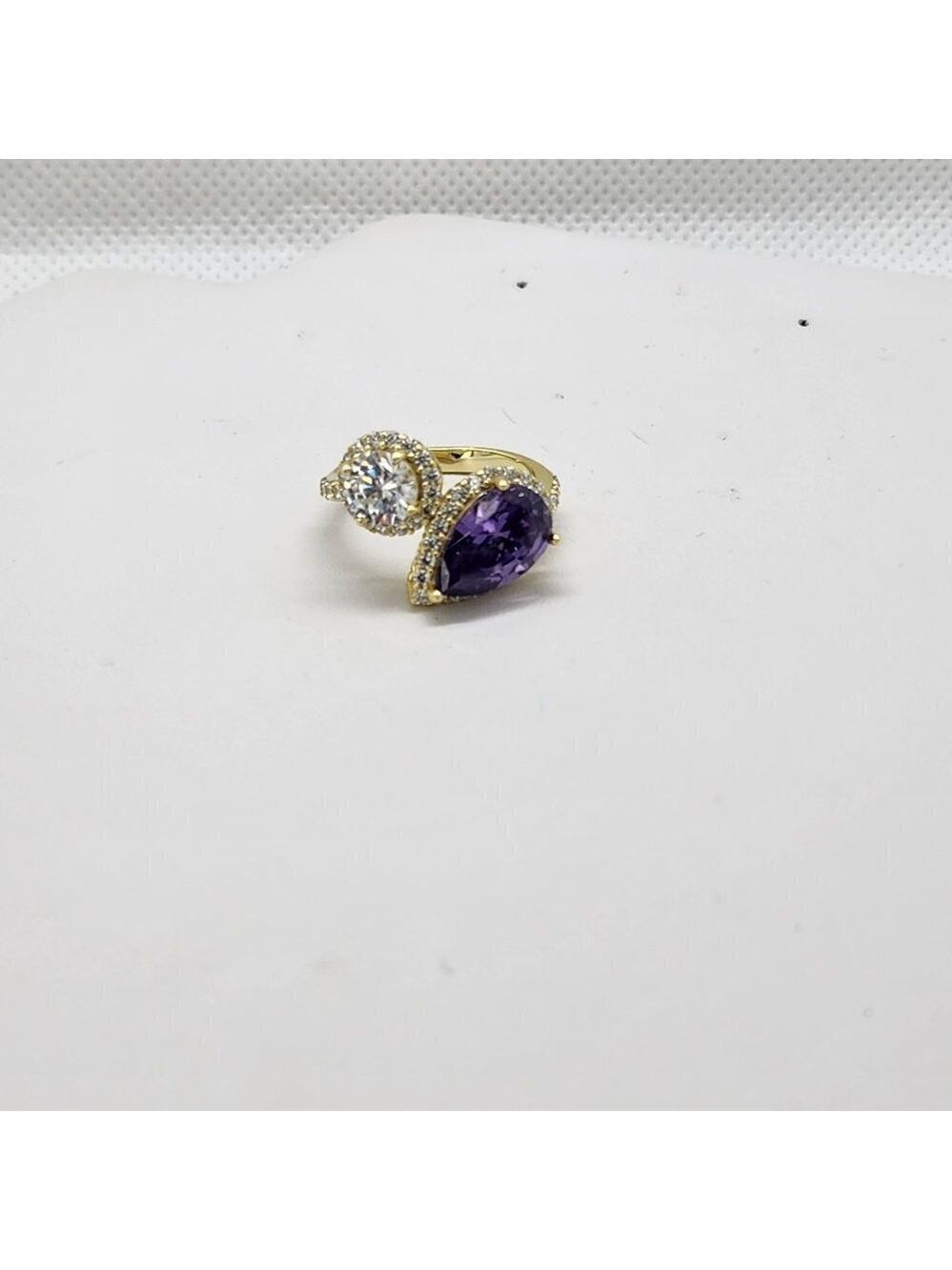 Brand New Sterling Silver 925 Purple/White Gemstone Ring